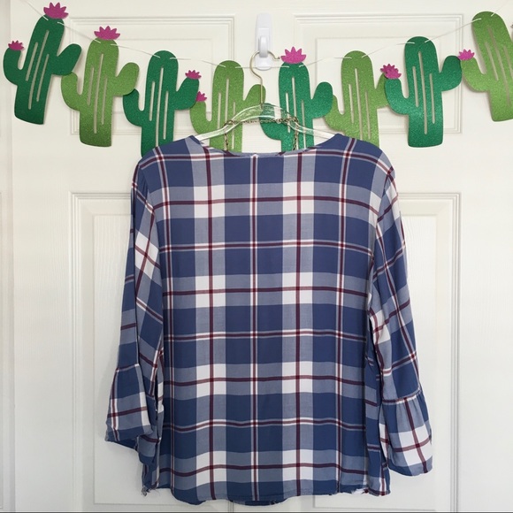 Como Blu Airy Plaid Bell Sleeve Peasant Blouse - Picture 5 of 10